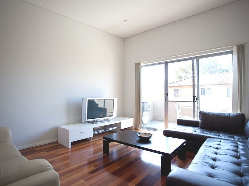 17/11 Flood Street, Bondi NSW 2026