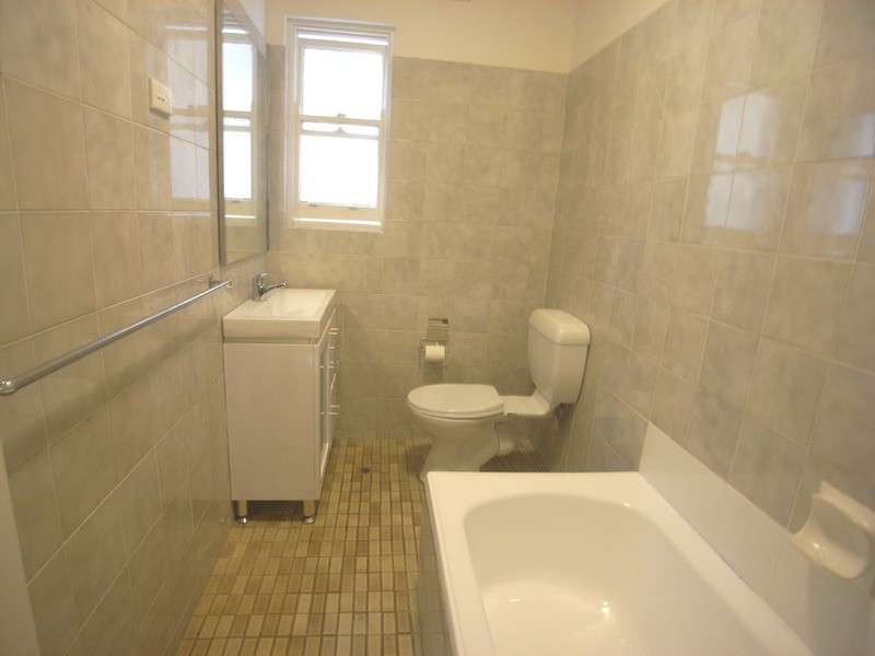 1A Moore St., Centennial Park NSW 2021