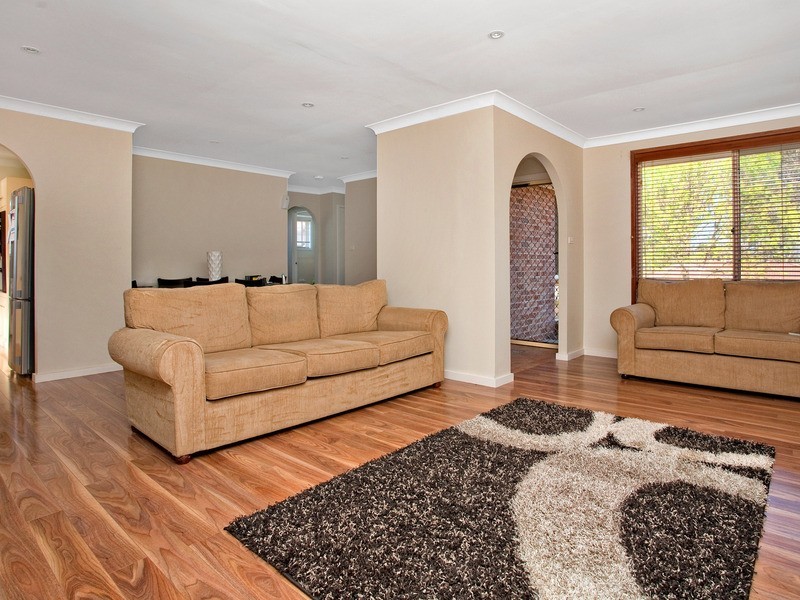 54 Summerfield Avenue, Quakers Hill NSW 2763