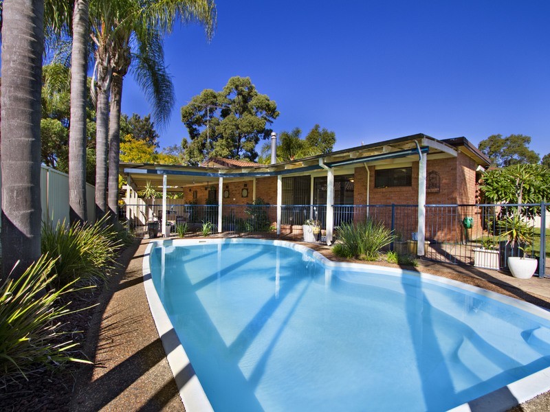 9 Goddard Crescent, Quakers Hill NSW 2763