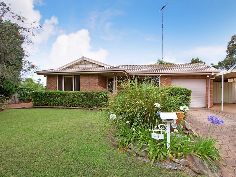 15  Devlin Place, Quakers Hill NSW 2763