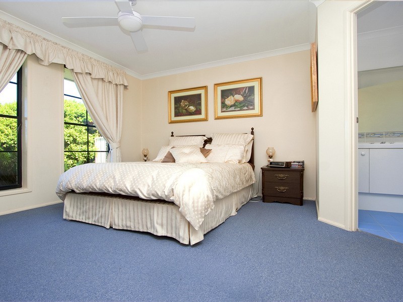 15 Honeyeater Terrace, Glenwood NSW 2768