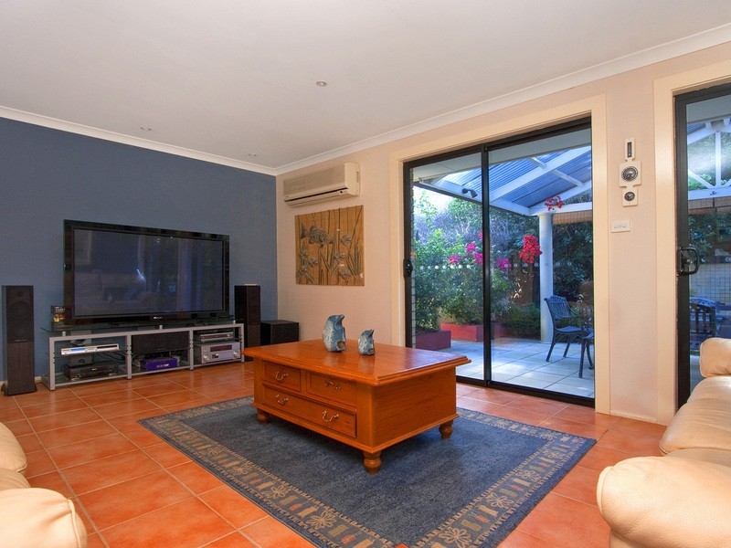 15 Honeyeater Terrace, Glenwood NSW 2768