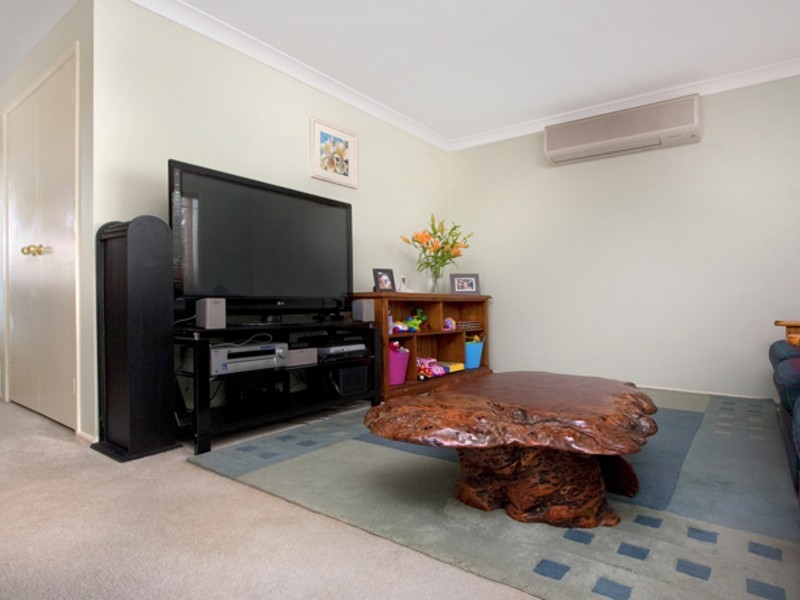 2/12 Rutledge Ave, Quakers Hill NSW 2763