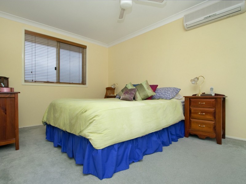 2/12 Rutledge Ave, Quakers Hill NSW 2763