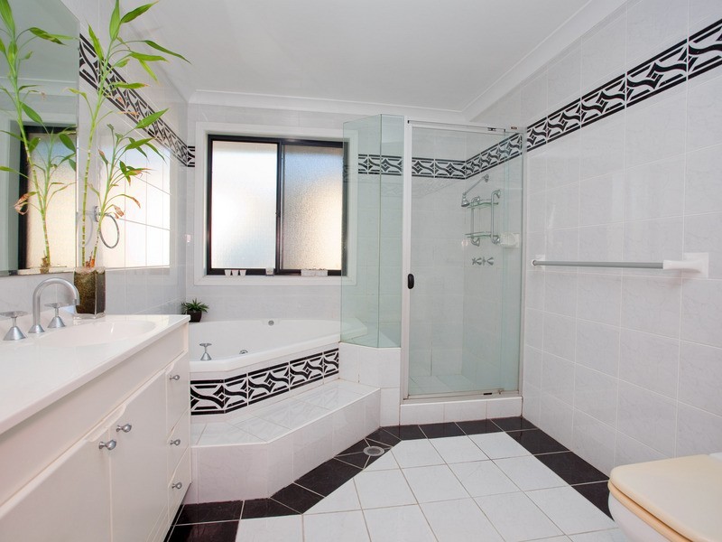 4  Jodie Place, Quakers Hill NSW 2763