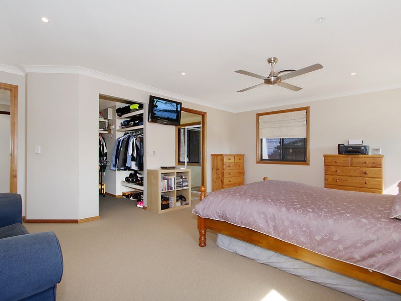 6 Jasper Street, Quakers Hill NSW 2763