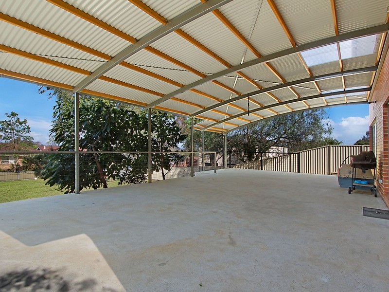 6 Jasper Street, Quakers Hill NSW 2763