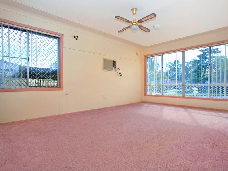 31 Danny Road, Lalor Park NSW 2147