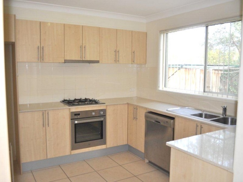 43 Treetop Circuit, Quakers Hill NSW 2763