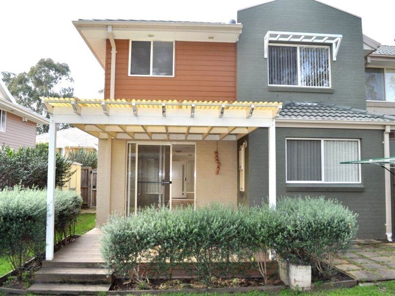 43 Treetop Circuit, Quakers Hill NSW 2763