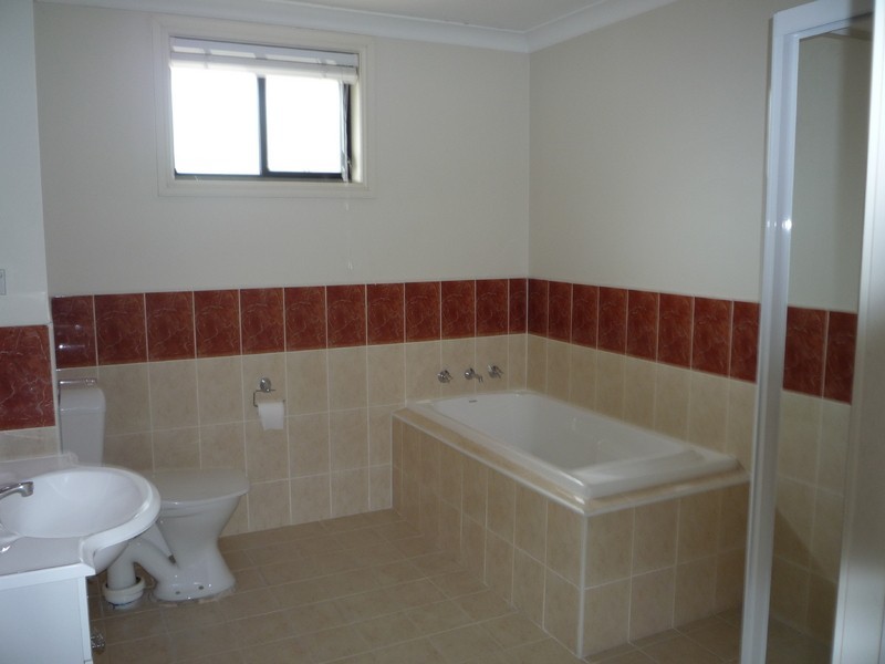 18/44 Stanbury Way, Quakers Hill NSW 2763