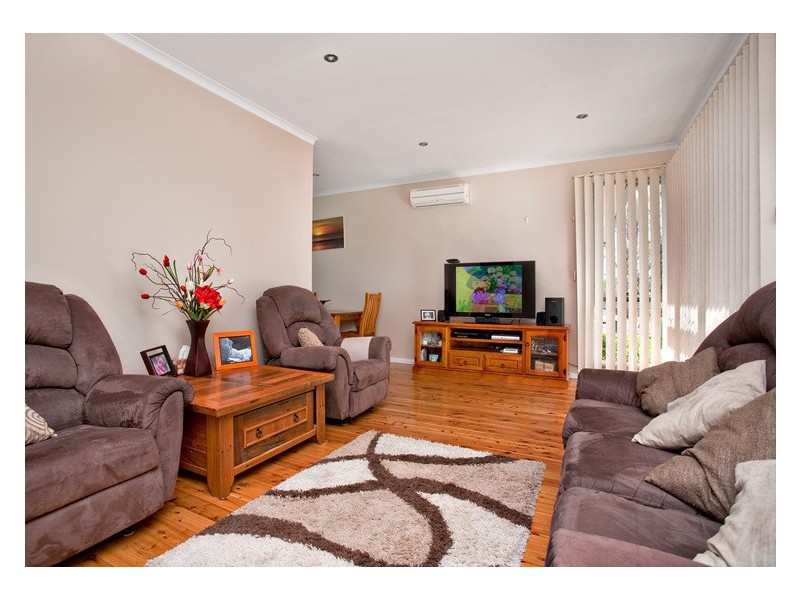14 Pearce Road, Quakers Hill NSW 2763