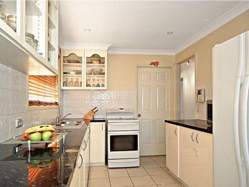 16 Quakers Hill Parkway, Quakers Hill NSW 2763