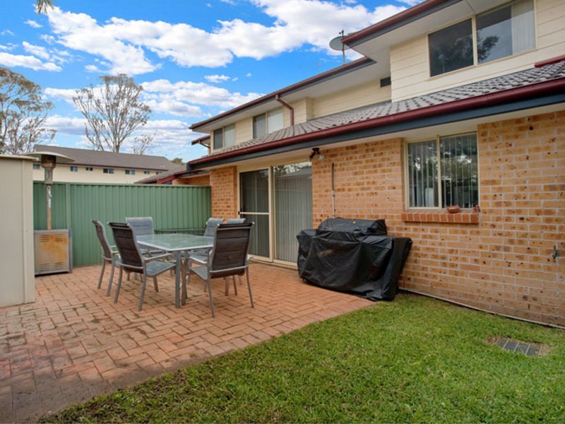6/72 Arnott Road, Quakers Hill NSW 2763