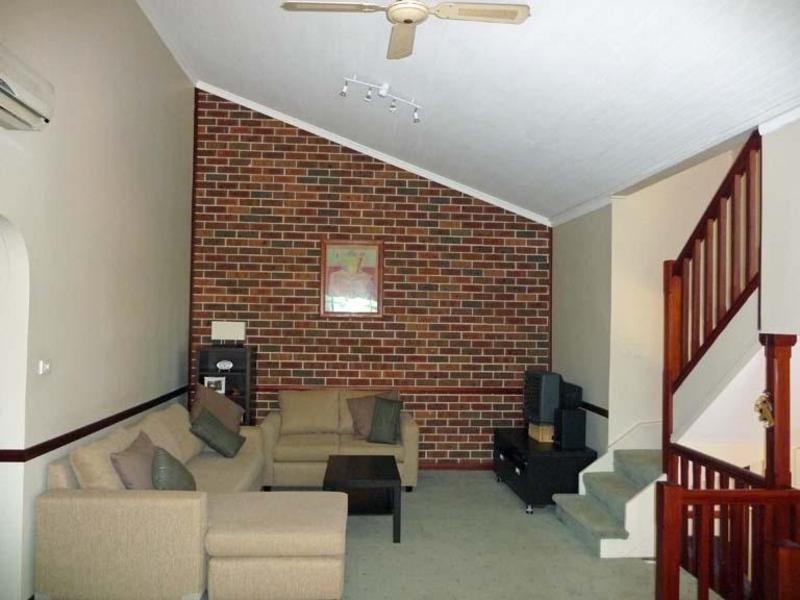 32a  Kennington Avenue, Quakers Hill NSW 2763