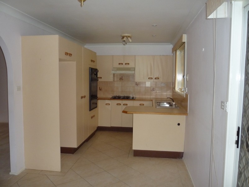 41 Summerfield Avenue, Quakers Hill NSW 2763