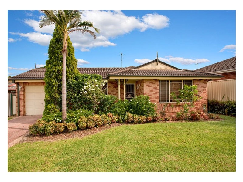 12 Fenech Place, Quakers Hill NSW 2763