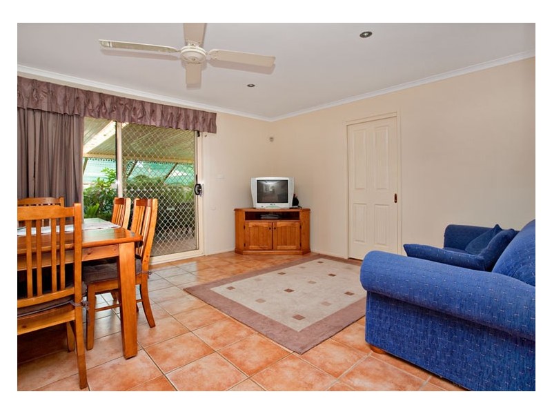12 Fenech Place, Quakers Hill NSW 2763