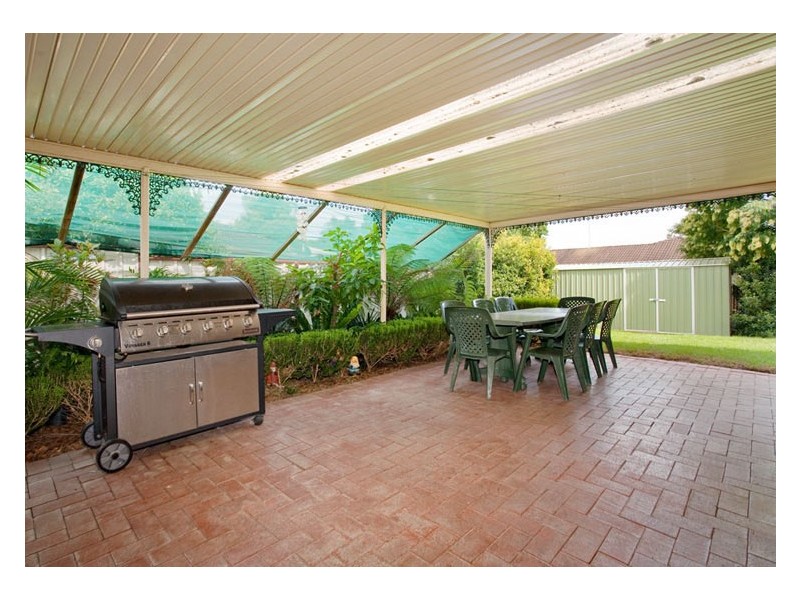 12 Fenech Place, Quakers Hill NSW 2763