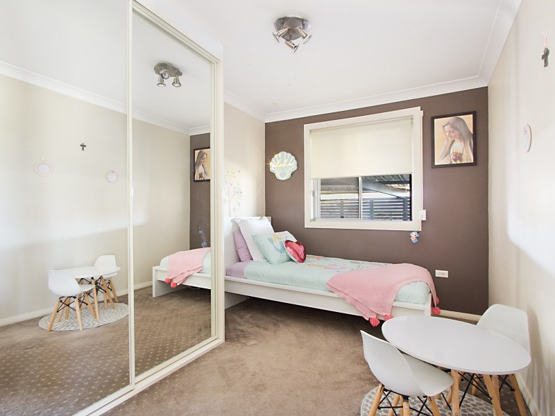 39 Bombala Crescent, Quakers Hill NSW 2763