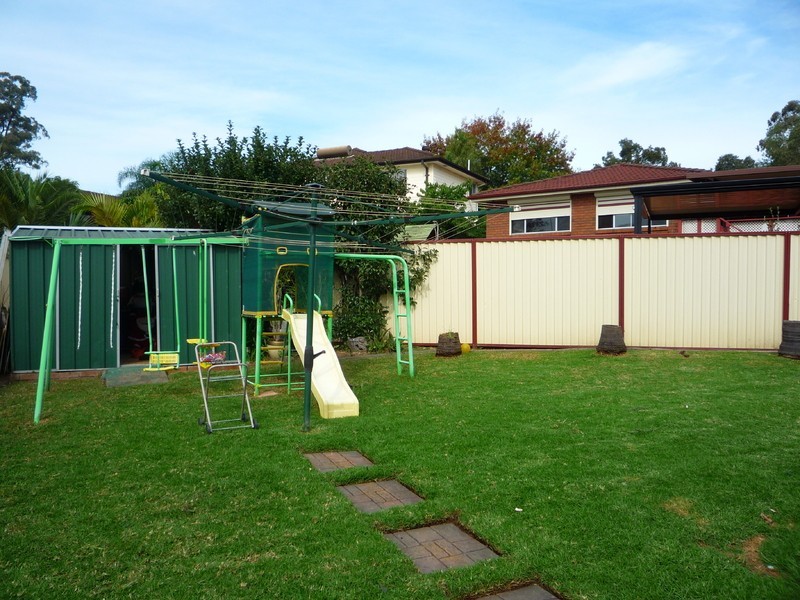 67 Kolodong Drive, Quakers Hill NSW 2763