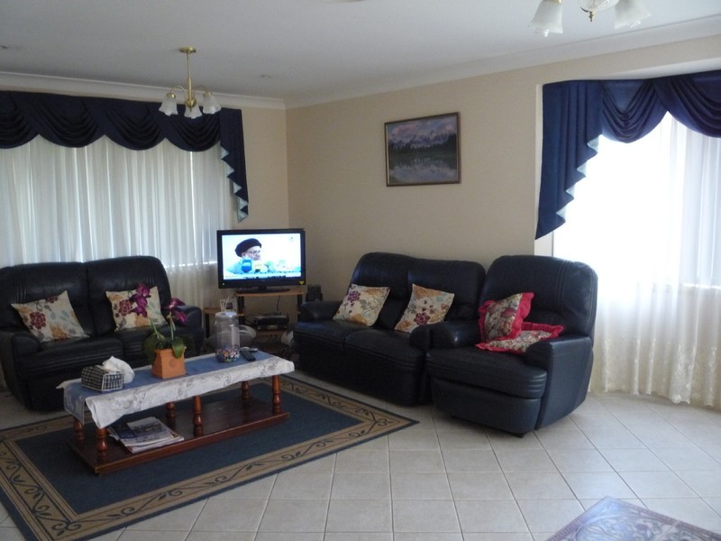 22 Tomko Grove, Stanhope Gardens NSW 2768