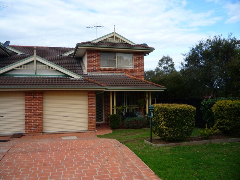 27 Whitehaven Avenue, Quakers Hill NSW 2763