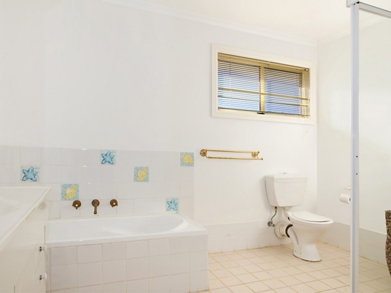 90b Barnier Drive, Quakers Hill NSW 2763