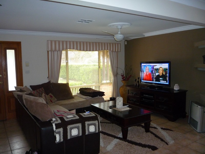 1/46 Barnier Drive, Quakers Hill NSW 2763