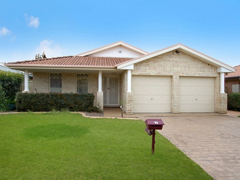 7 Verna Place, Quakers Hill NSW 2763
