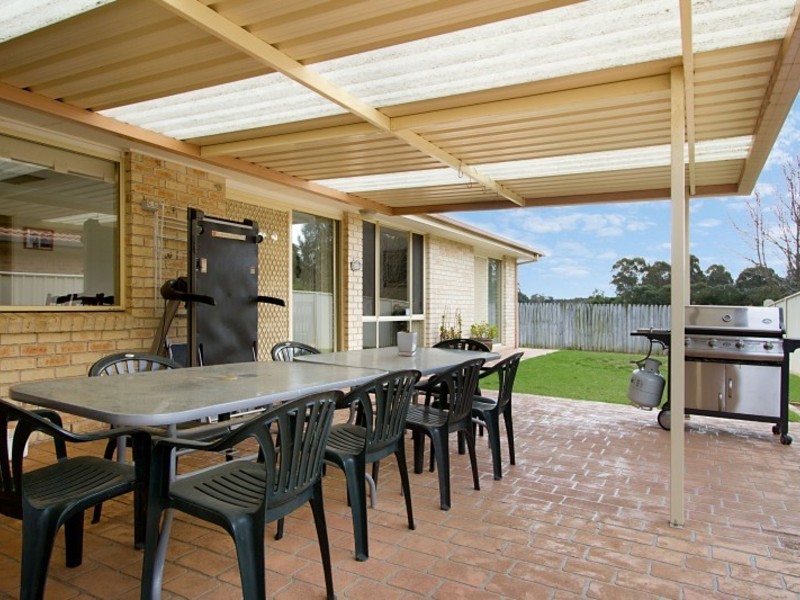 7 Verna Place, Quakers Hill NSW 2763