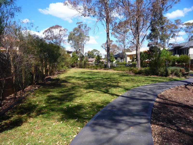 42 Treetop Circuit, Quakers Hill NSW 2763