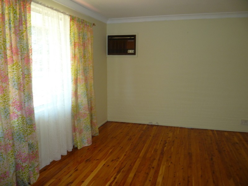 19 Ridgeway Crescent, Quakers Hill NSW 2763