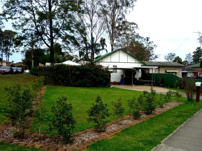 1/24 Pearce Road, Quakers Hill NSW 2763