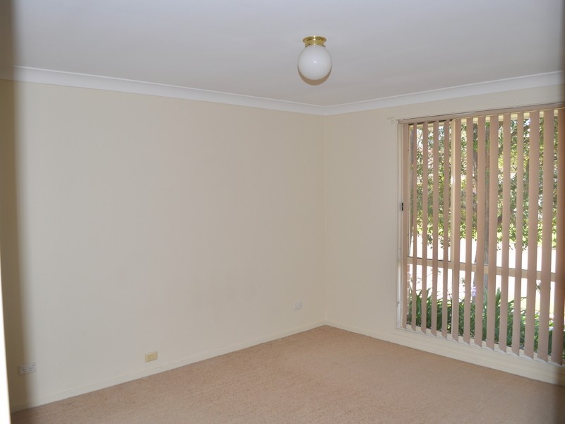 22  Manorhouse Blvd, Quakers Hill NSW 2763