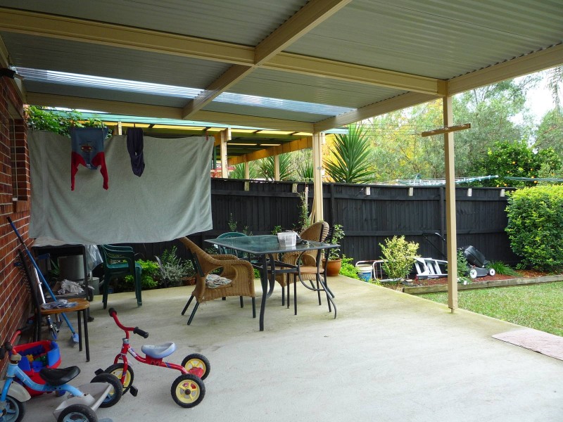 27 Whitehaven Avenue, Quakers Hill NSW 2763