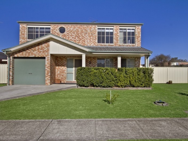 44 Manorhouse Boulevarde, Quakers Hill NSW 2763