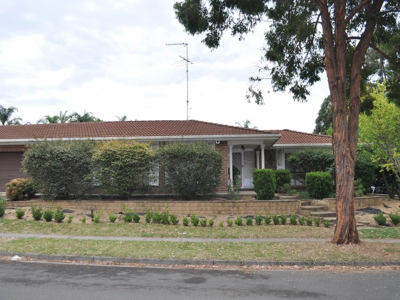 5 Pendley Crescent, Quakers Hill NSW 2763