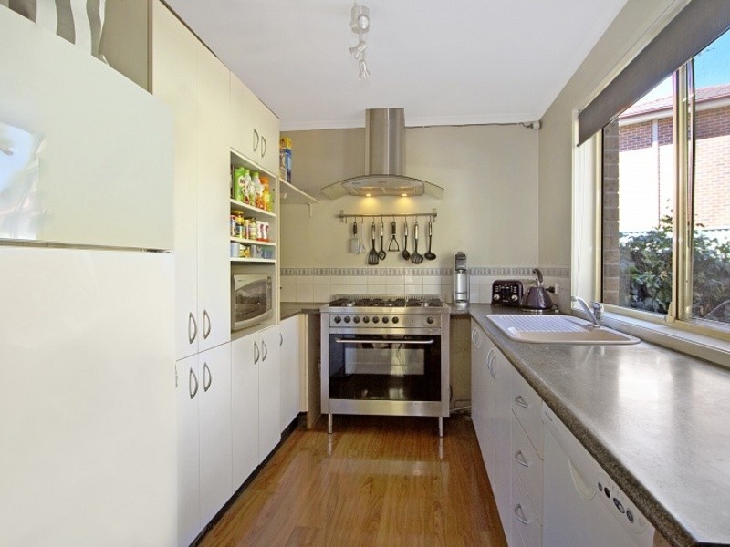 6/8 Hillcrest Road, Quakers Hill NSW 2763