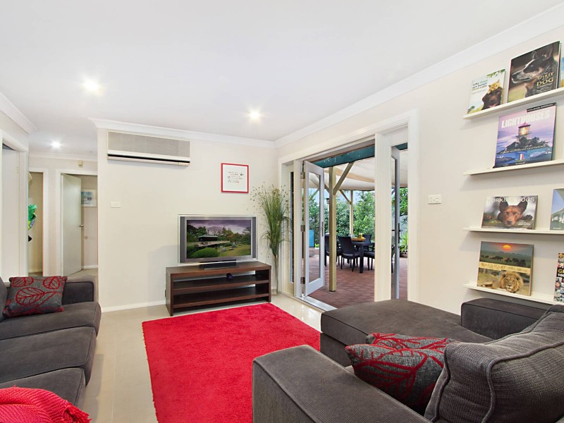 27 Prescott Circuit, Quakers Hill NSW 2763