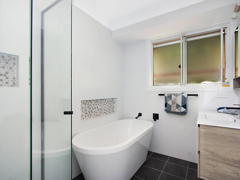 27 Prescott Circuit, Quakers Hill NSW 2763