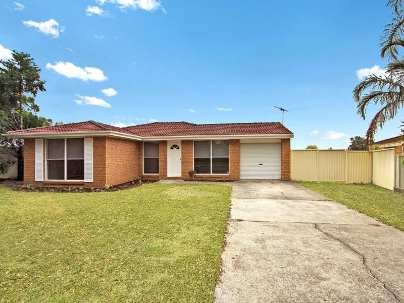7 Goddard Crescent, Quakers Hill NSW 2763