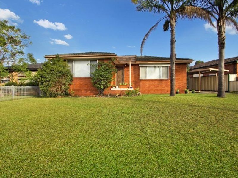 64  Ridgeway Cres, Quakers Hill NSW 2763