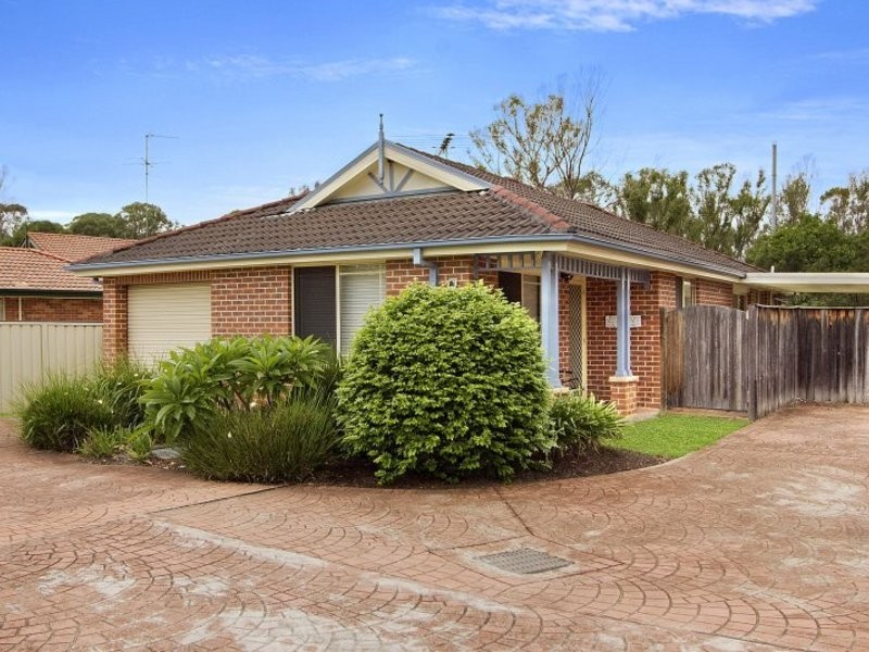 5/27 Manorhouse Blvd, Quakers Hill NSW 2763