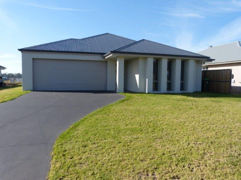 12 Pastoral Street, Pitt Town NSW 2756
