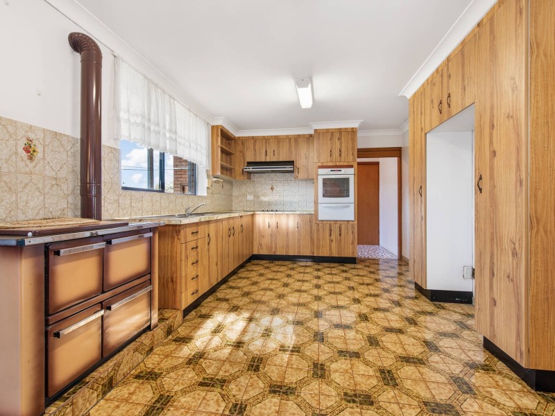 52 Warrimoo Drive, Quakers Hill NSW 2763