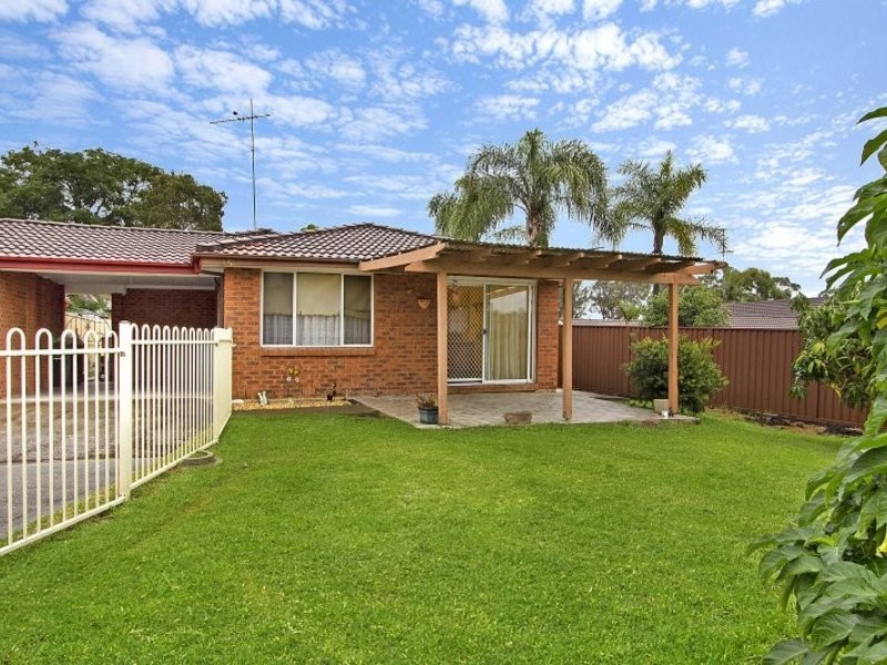 14 Icarus Place, Quakers Hill NSW 2763