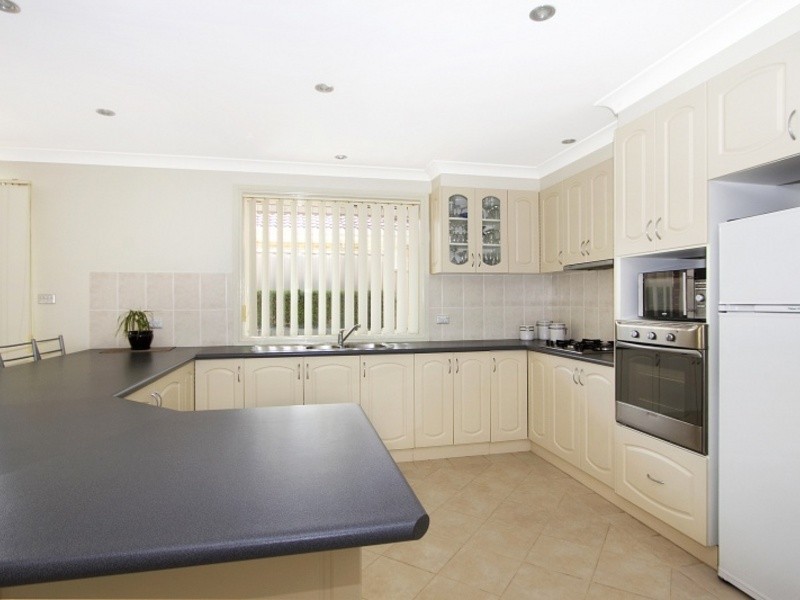 31 Muccillo Street, Quakers Hill NSW 2763