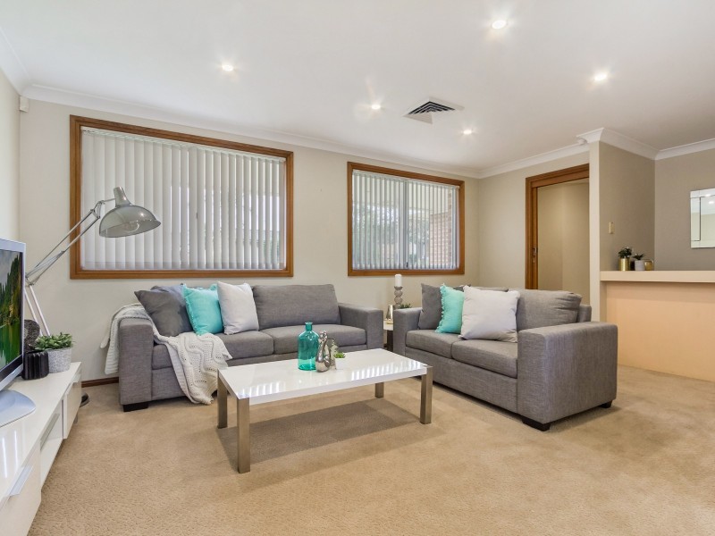 23 Sherridon Cres, Quakers Hill NSW 2763